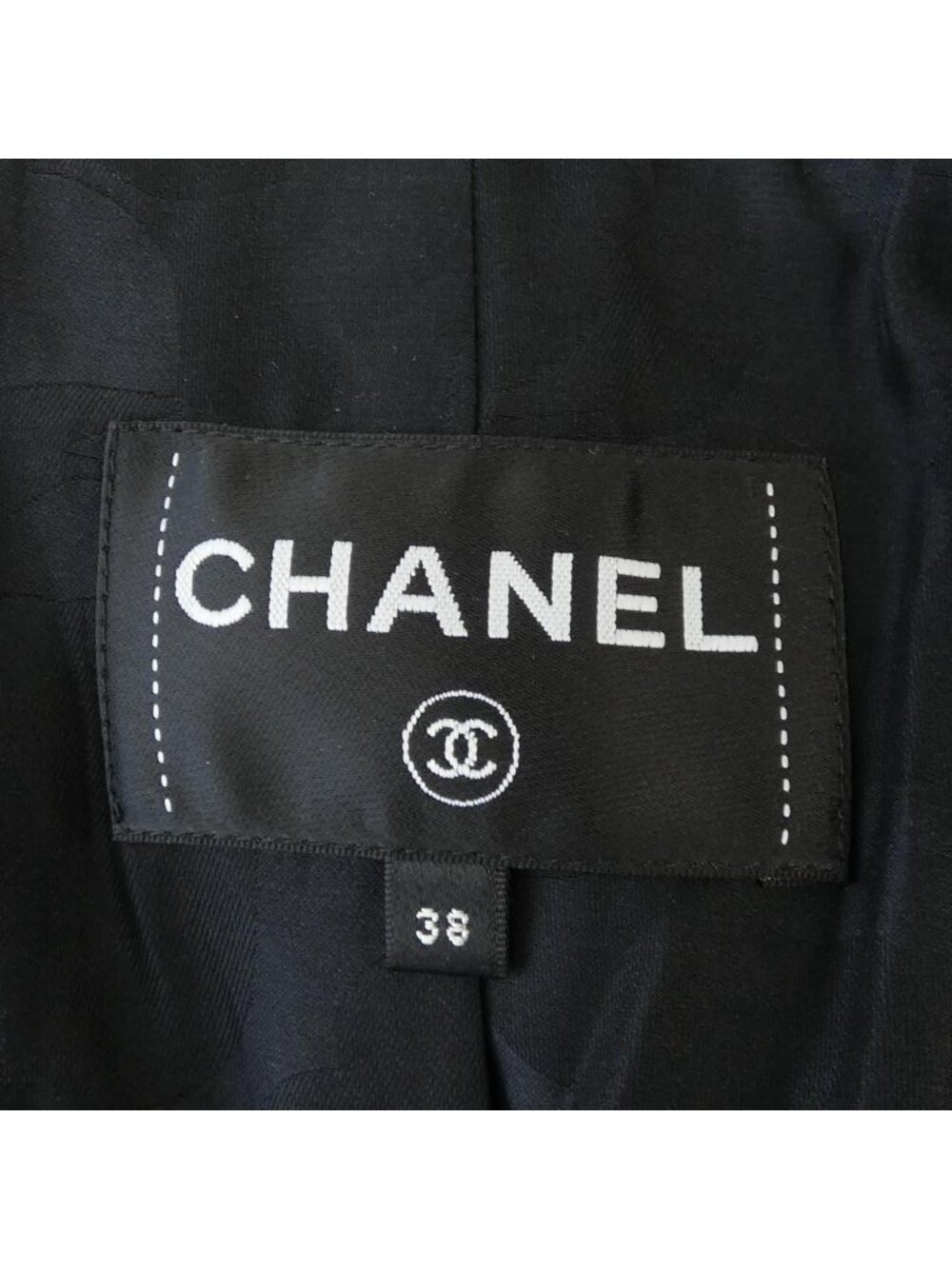 Chanel Jacket Black - Picture 5 of 8